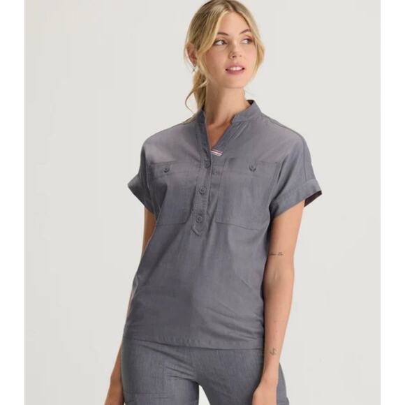 Mediclo Womens XL Fuji Banded Collar Sustainable Scrub Healthcare Top Tencel EUC - Picture 1 of 12